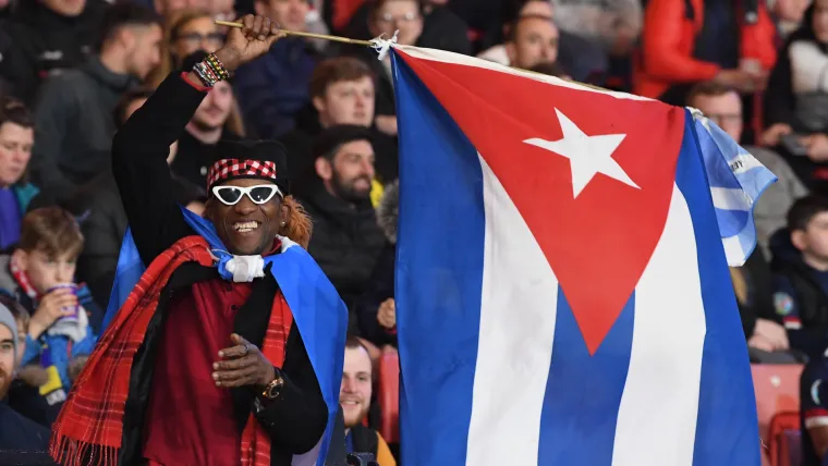cuba20flag20fan-jpg